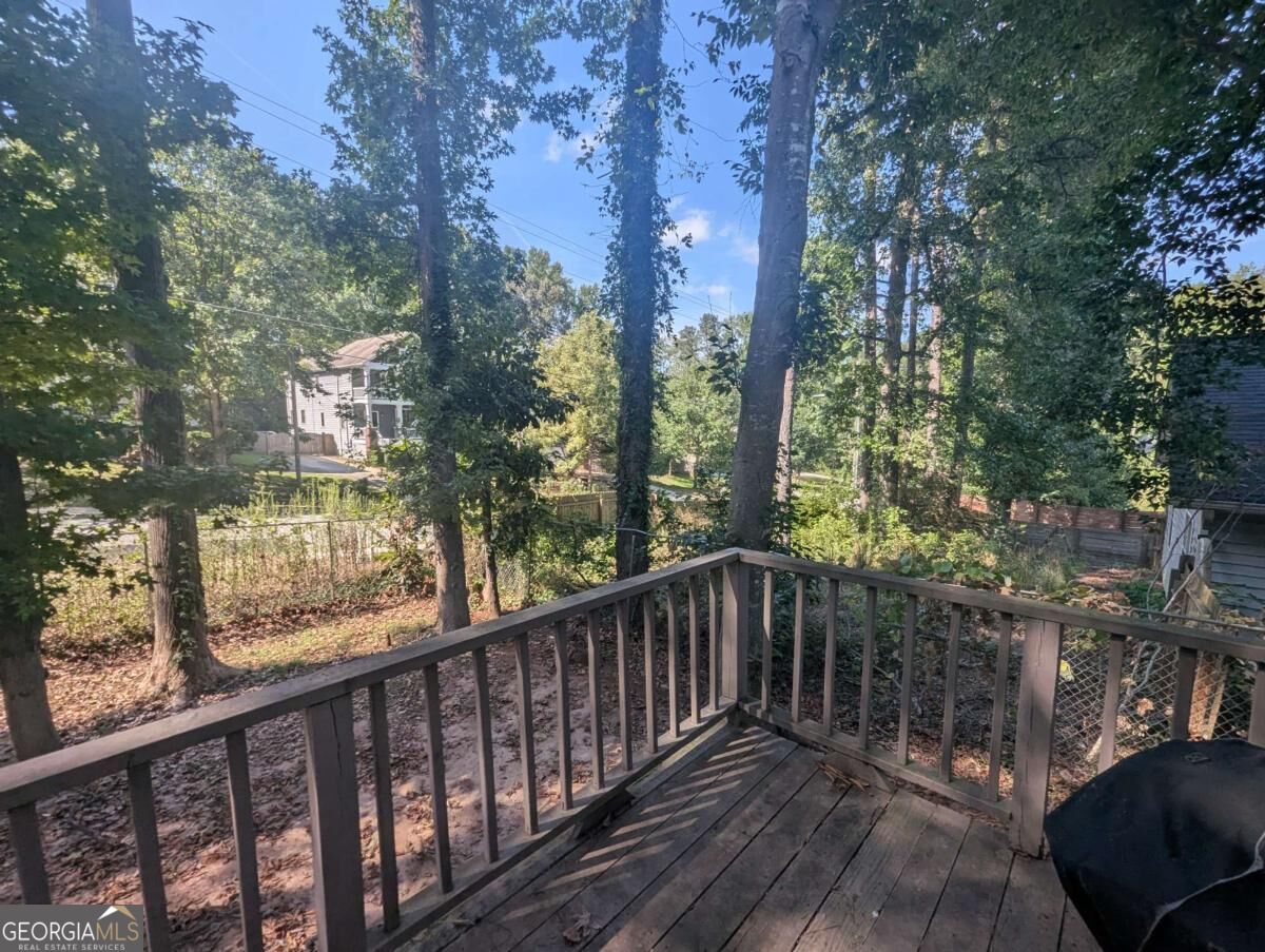 1611 Creek Pond Cove Property Photo 25