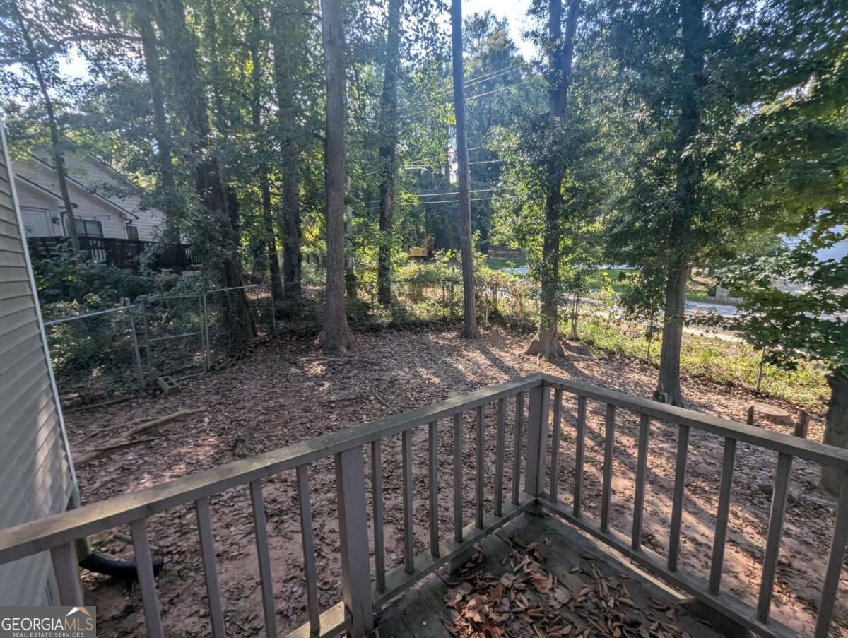 1611 Creek Pond Cove Property Photo 27