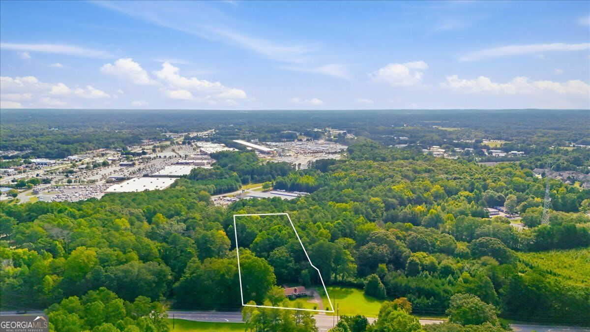 329 Hiram Douglasville Highway Property Photo 2