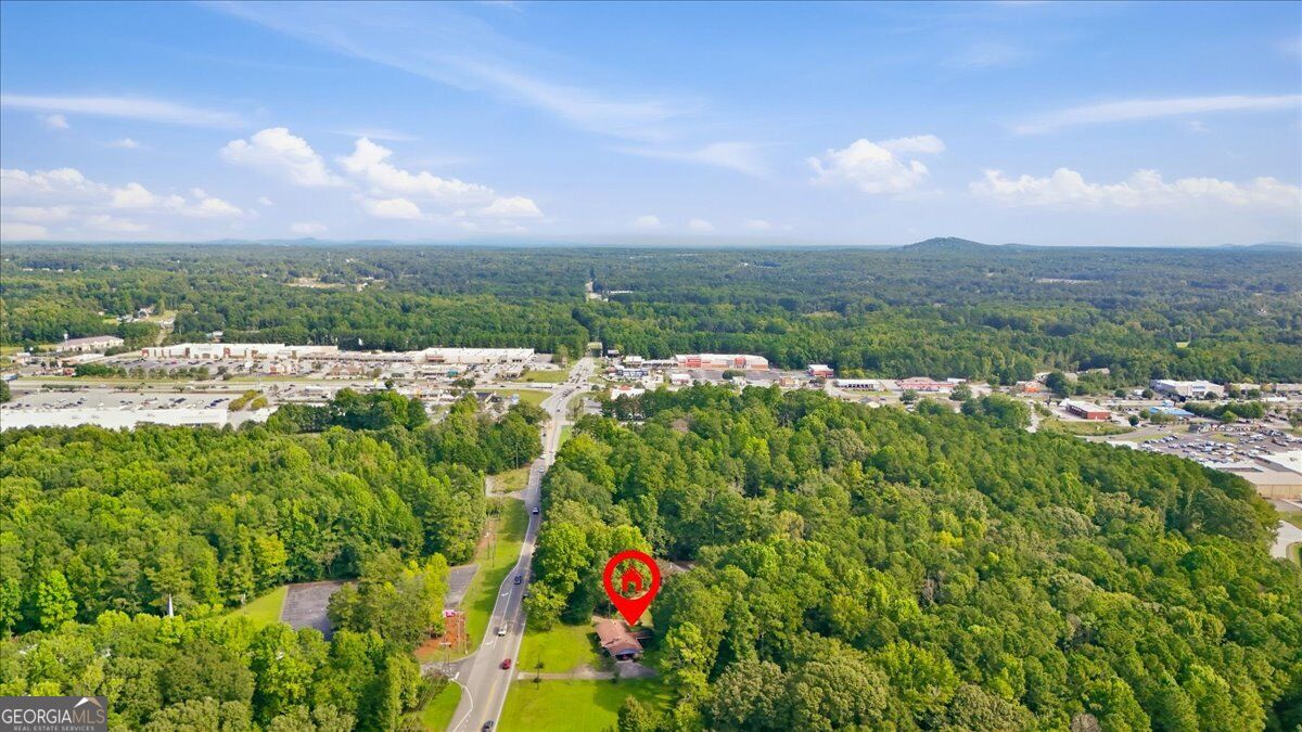 329 Hiram Douglasville Highway Property Photo 5