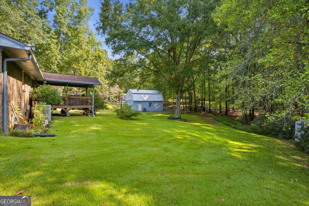 329 Hiram Douglasville Highway Property Photo 17