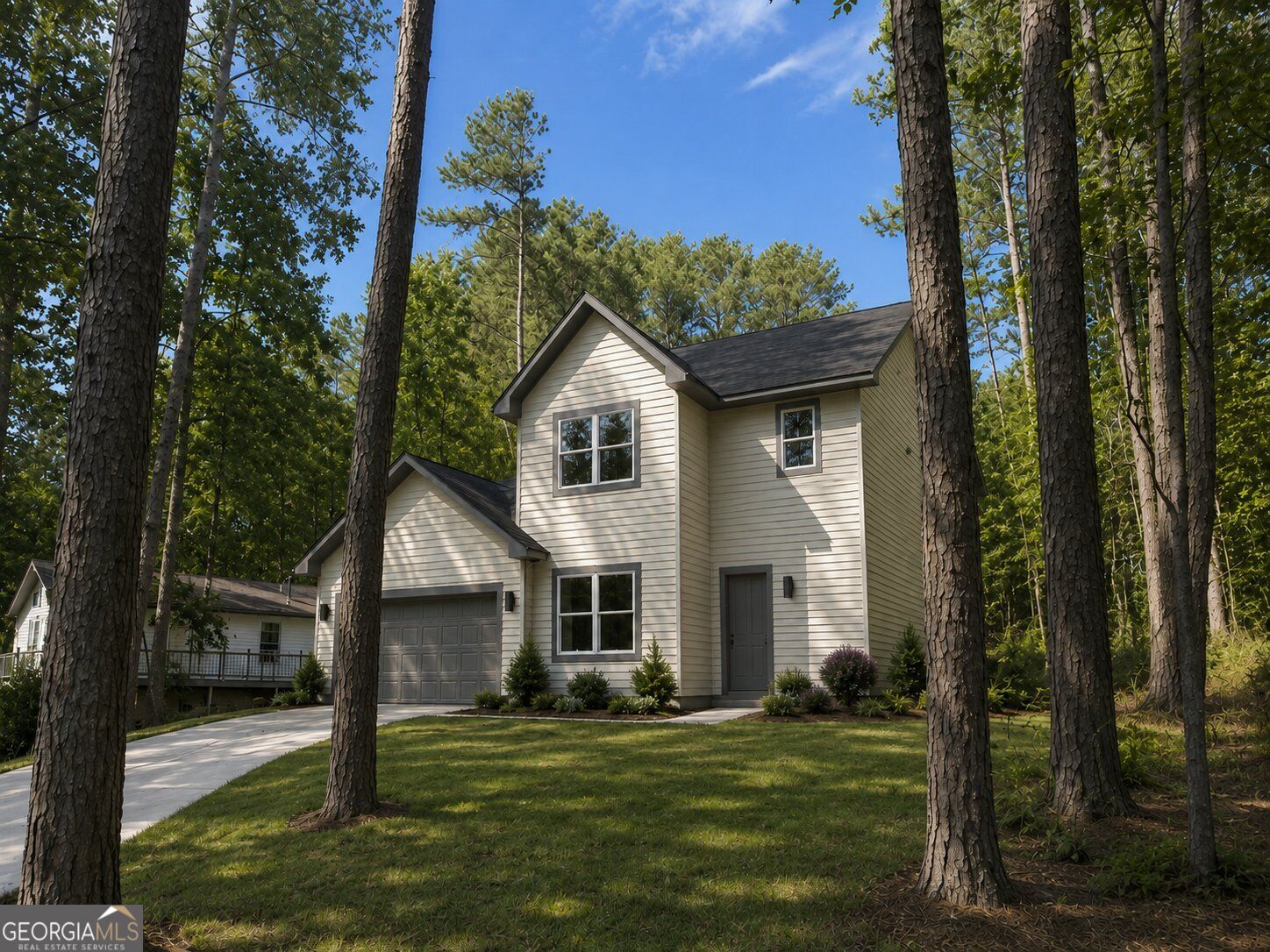 1351 Southgate Drive Property Photo 1