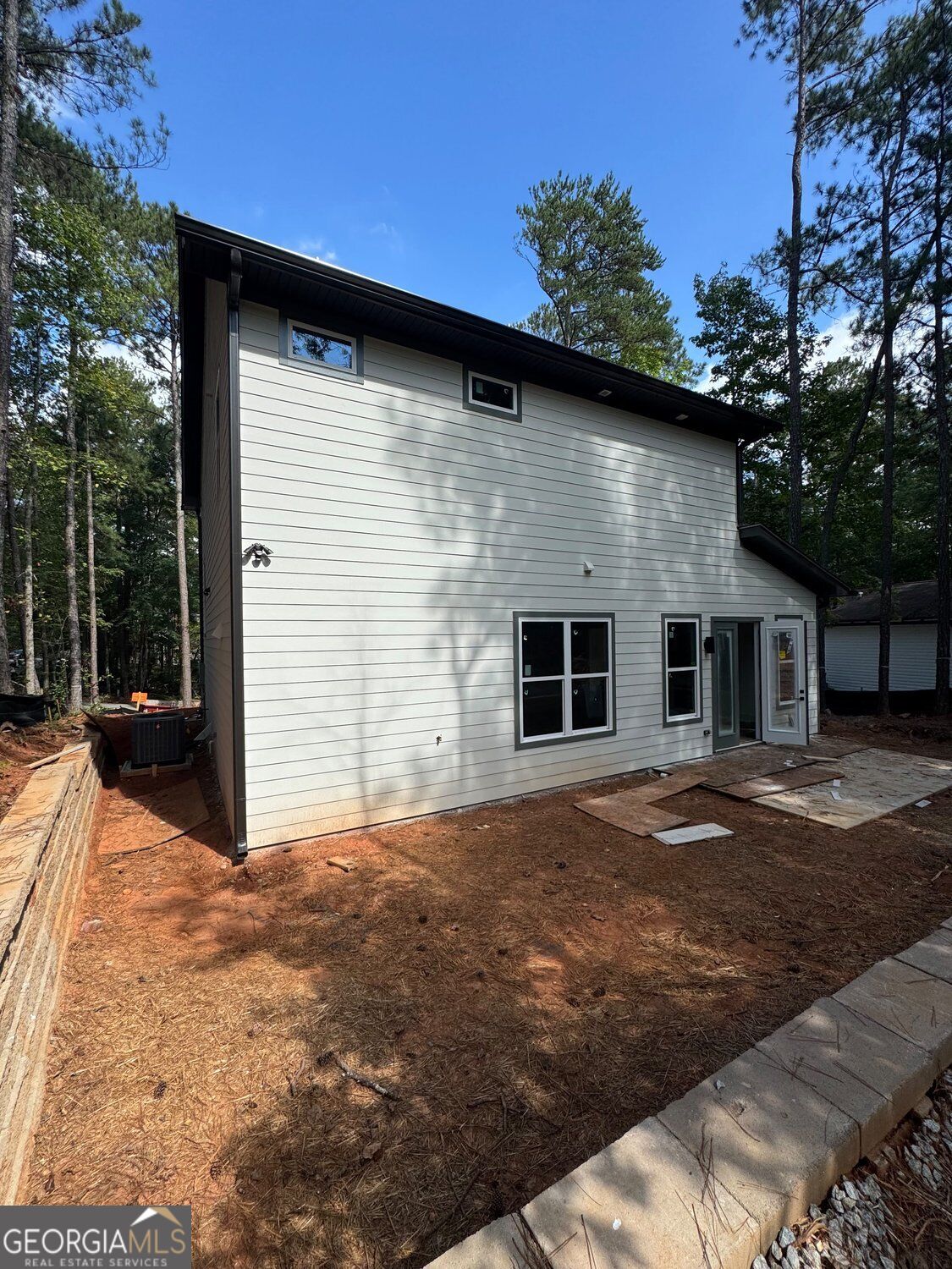 1351 Southgate Drive Property Photo 13