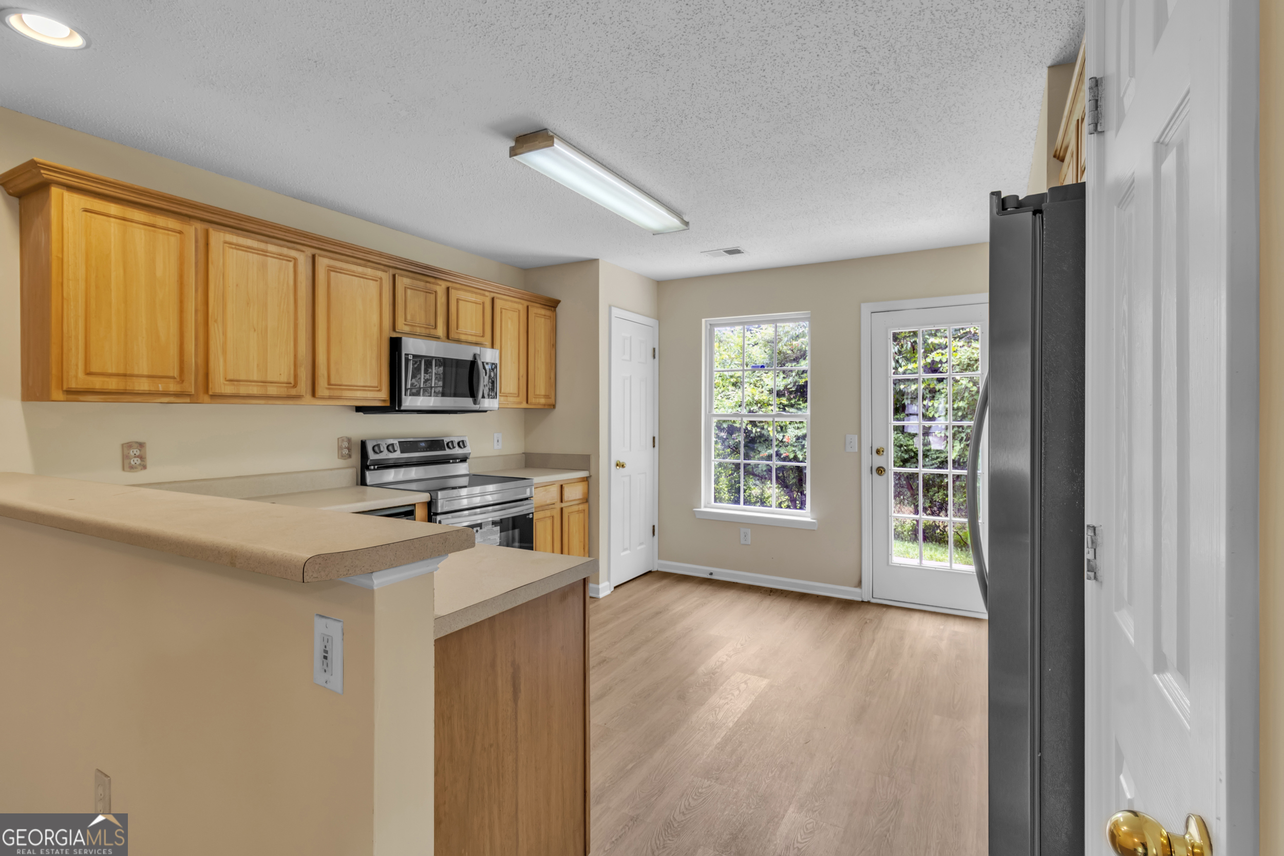 167 London Drive Property Photo 10