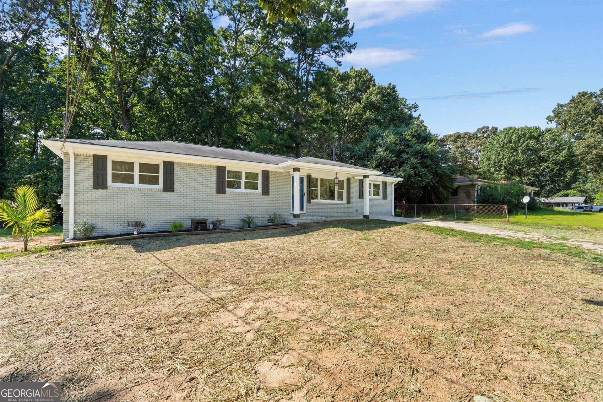 6963 Debbie Lane Property Photo 4