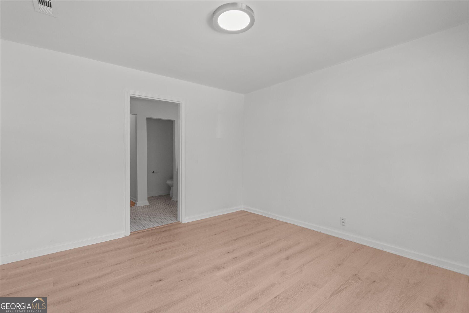 6963 Debbie Lane Property Photo 18