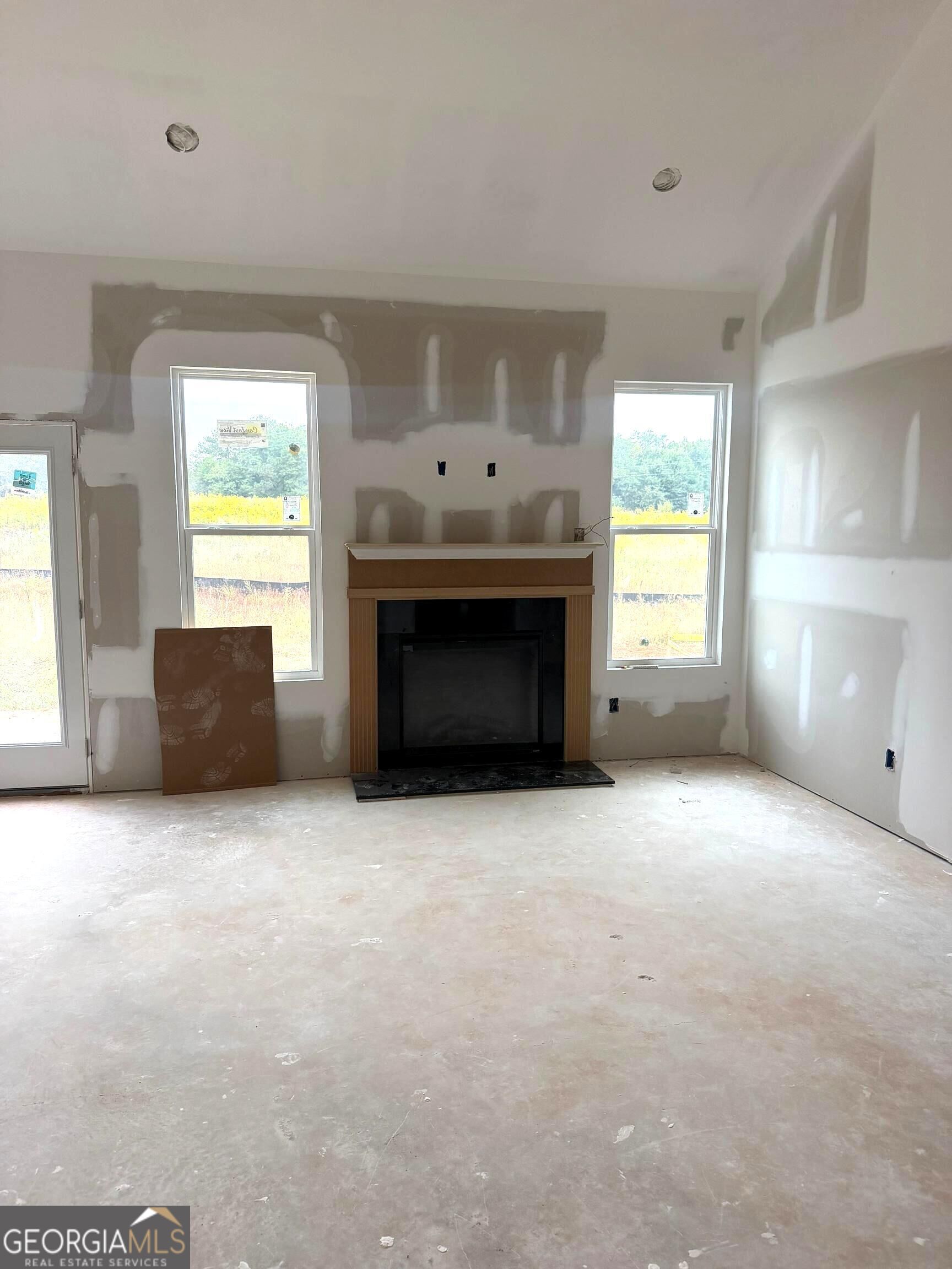 67 Oak Road Property Photo 3