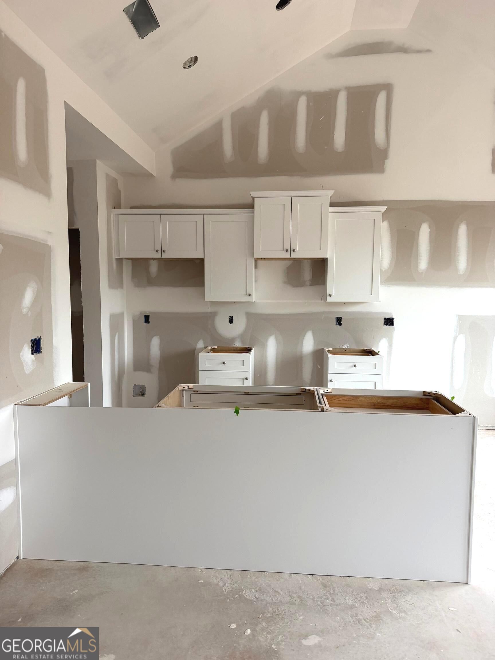 67 Oak Road Property Photo 5