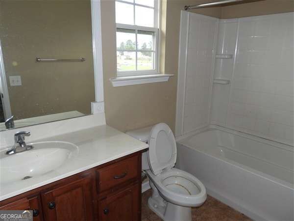 532 Mustang Lane Ne Property Photo 15