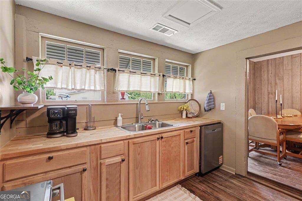131 Clyde Drive Property Photo 16