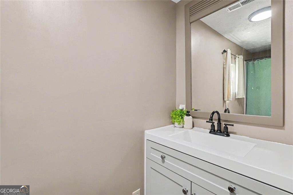 131 Clyde Drive Property Photo 23
