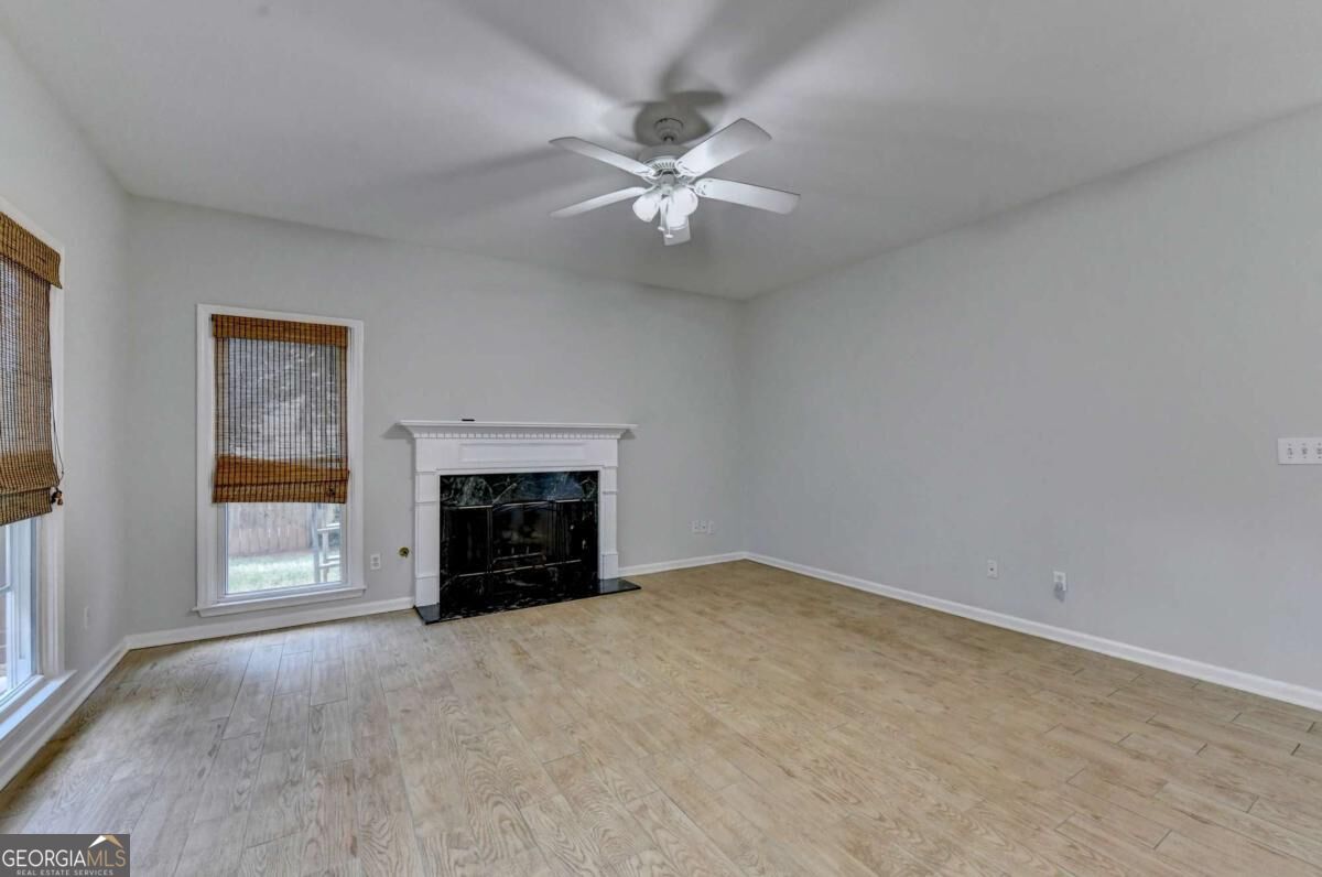 2835 Crestmont Court Property Photo 31