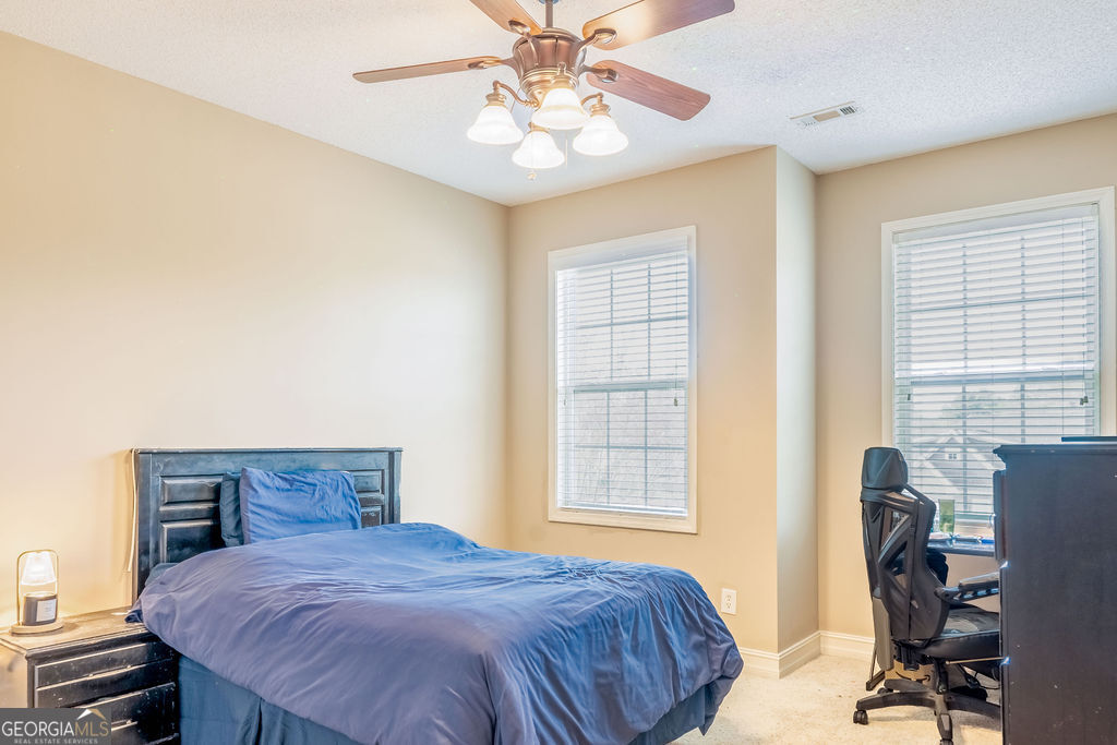 209 Suffolk Way Property Photo 24