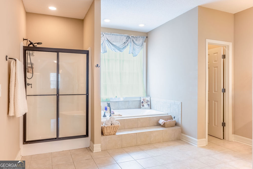 209 Suffolk Way Property Photo 35