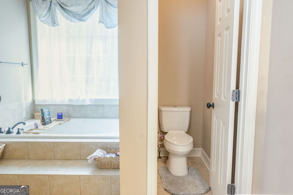 209 Suffolk Way Property Photo 38