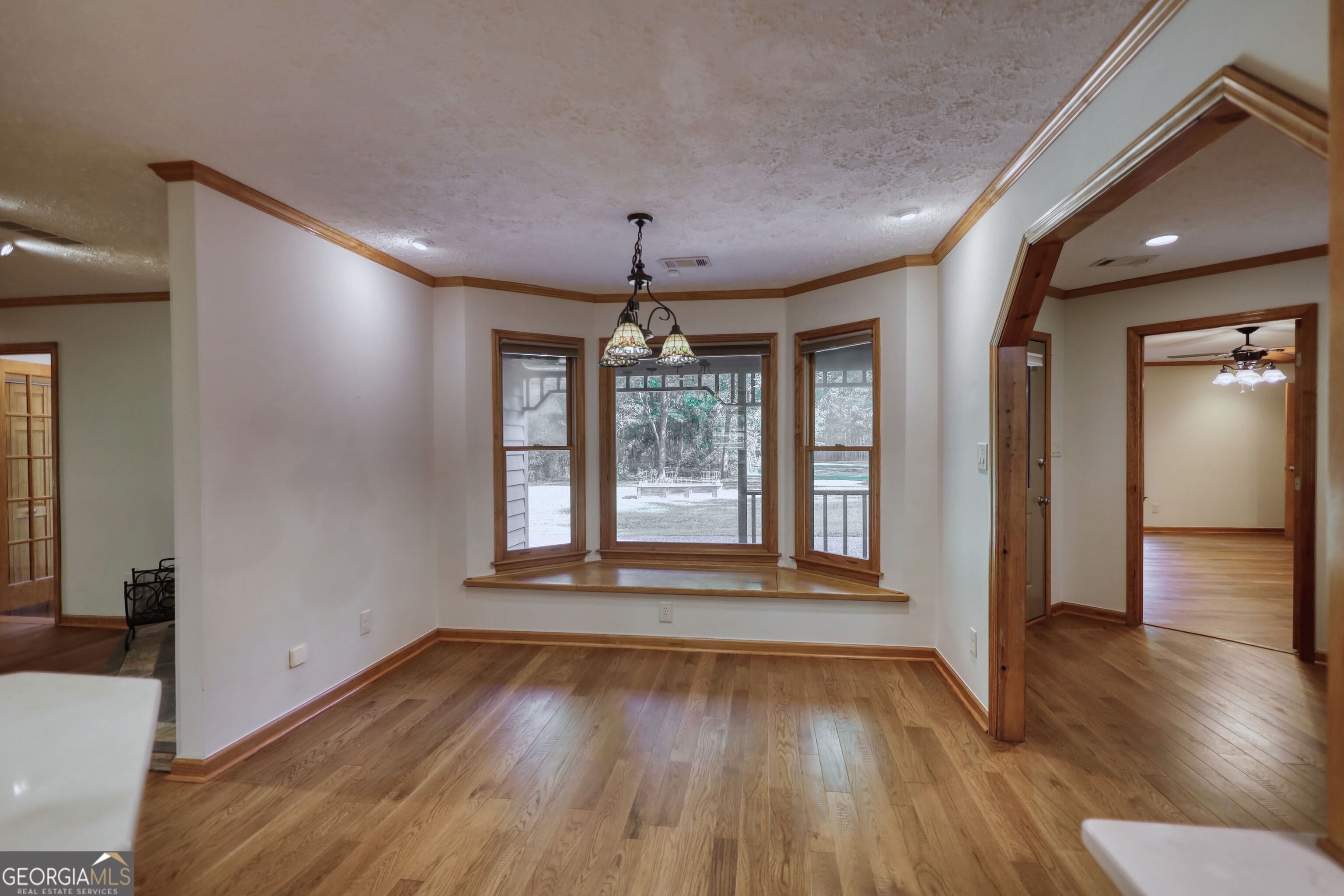 647 E Mays Road Property Photo 19