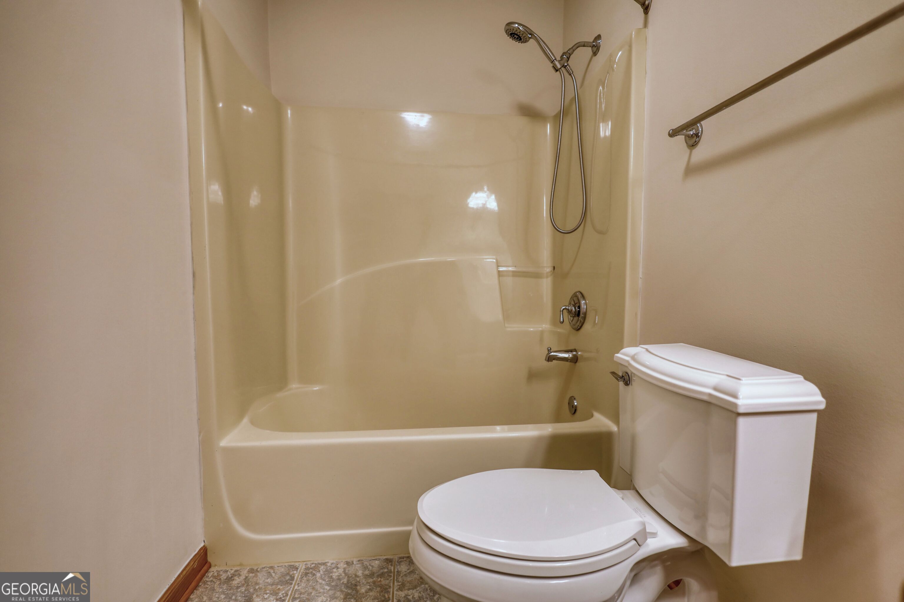 647 E Mays Road Property Photo 44