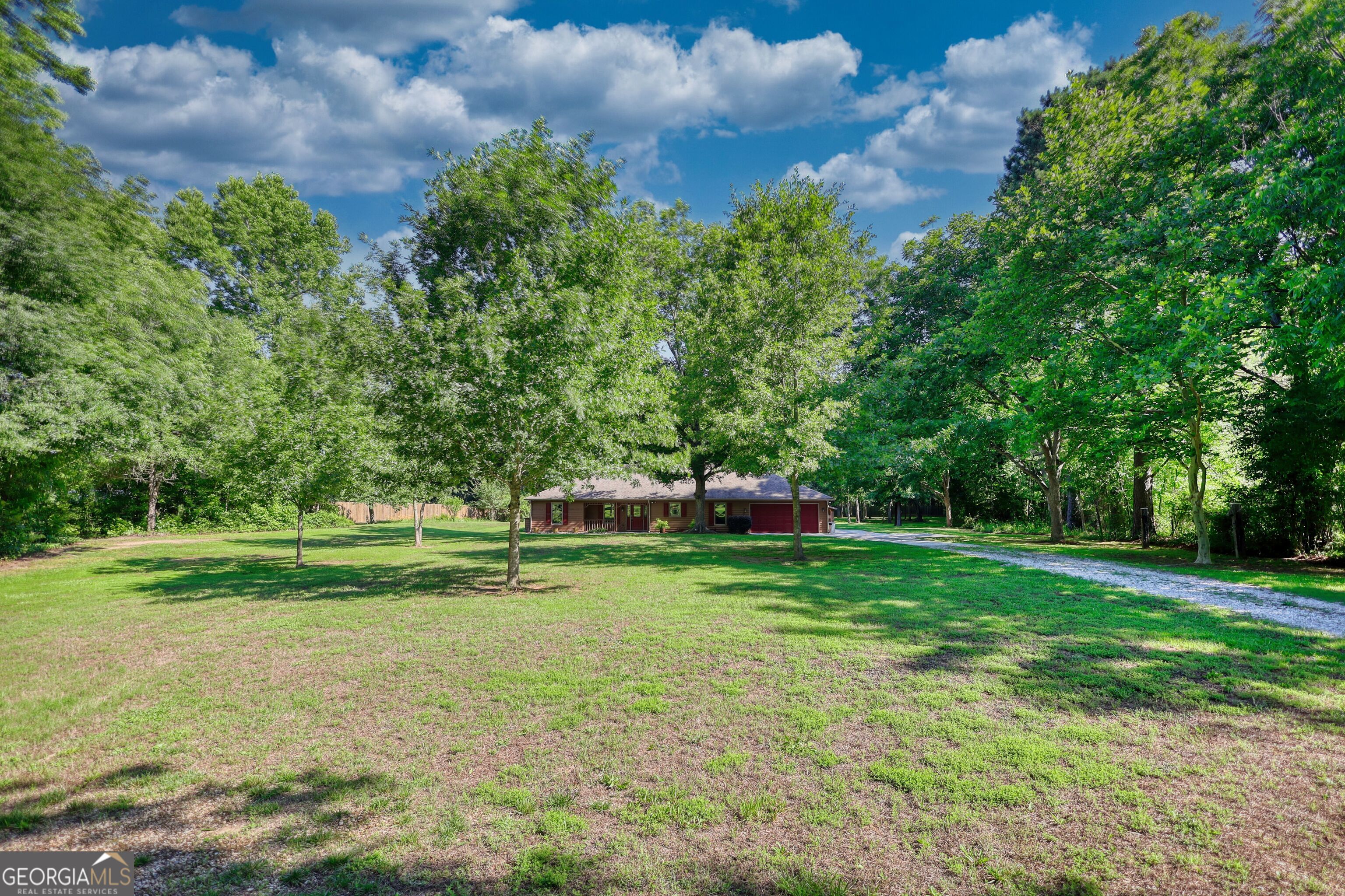 647 E Mays Road Property Photo 55