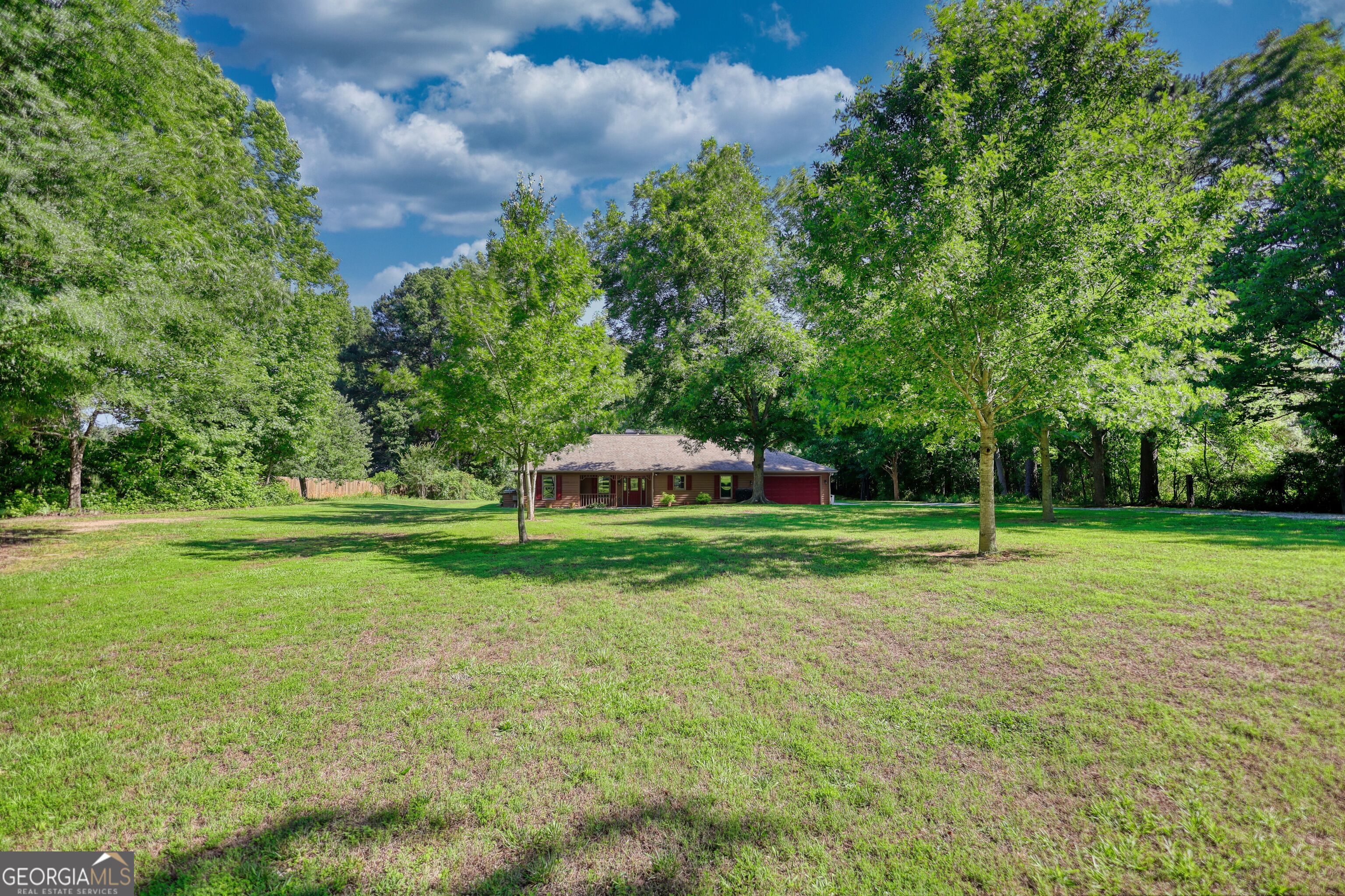 647 E Mays Road Property Photo 57