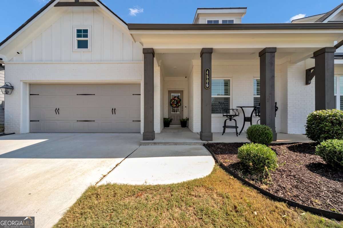 4506 Silver Oak Drive Sw Property Photo 4