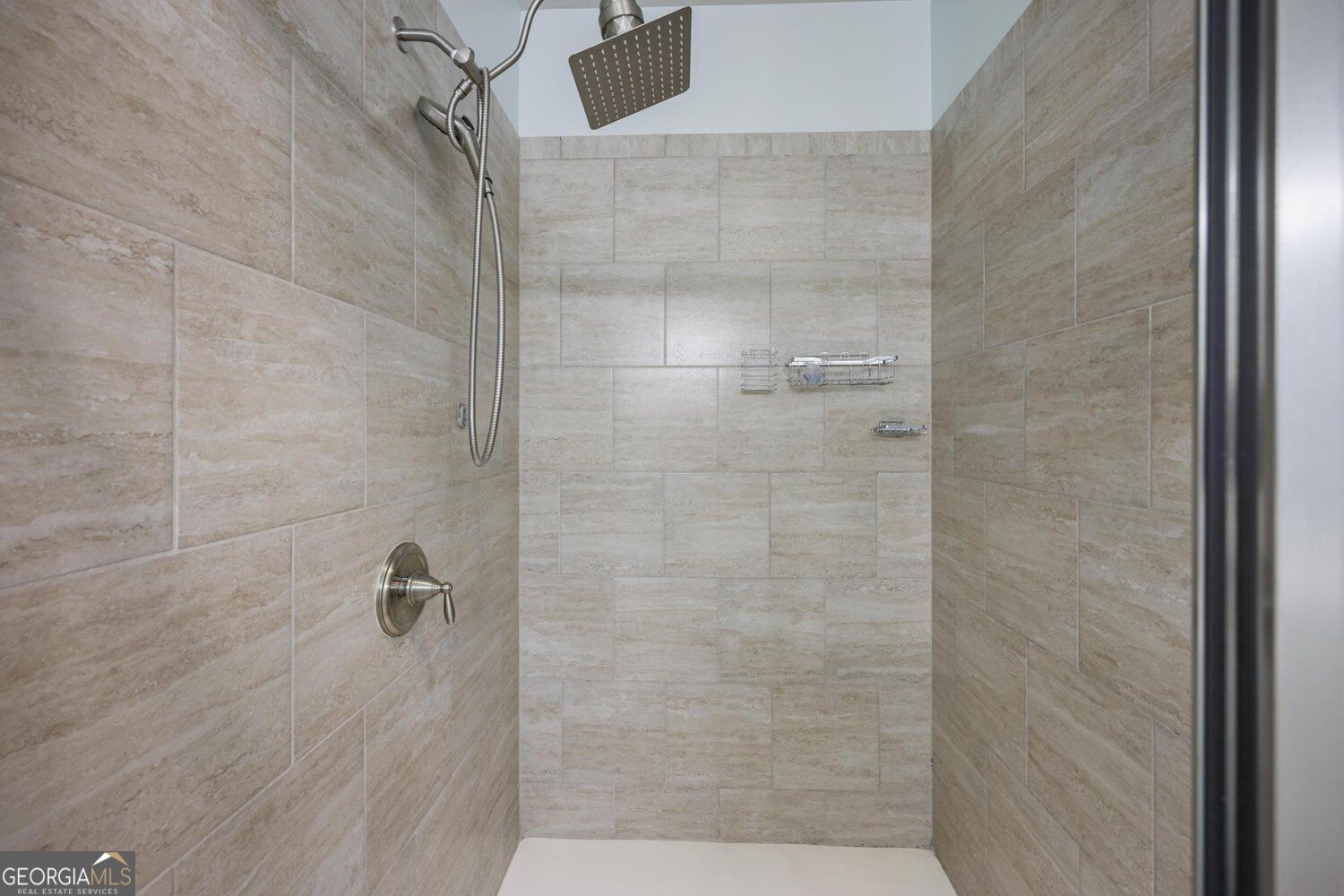 1016 Township Square Property Photo 24
