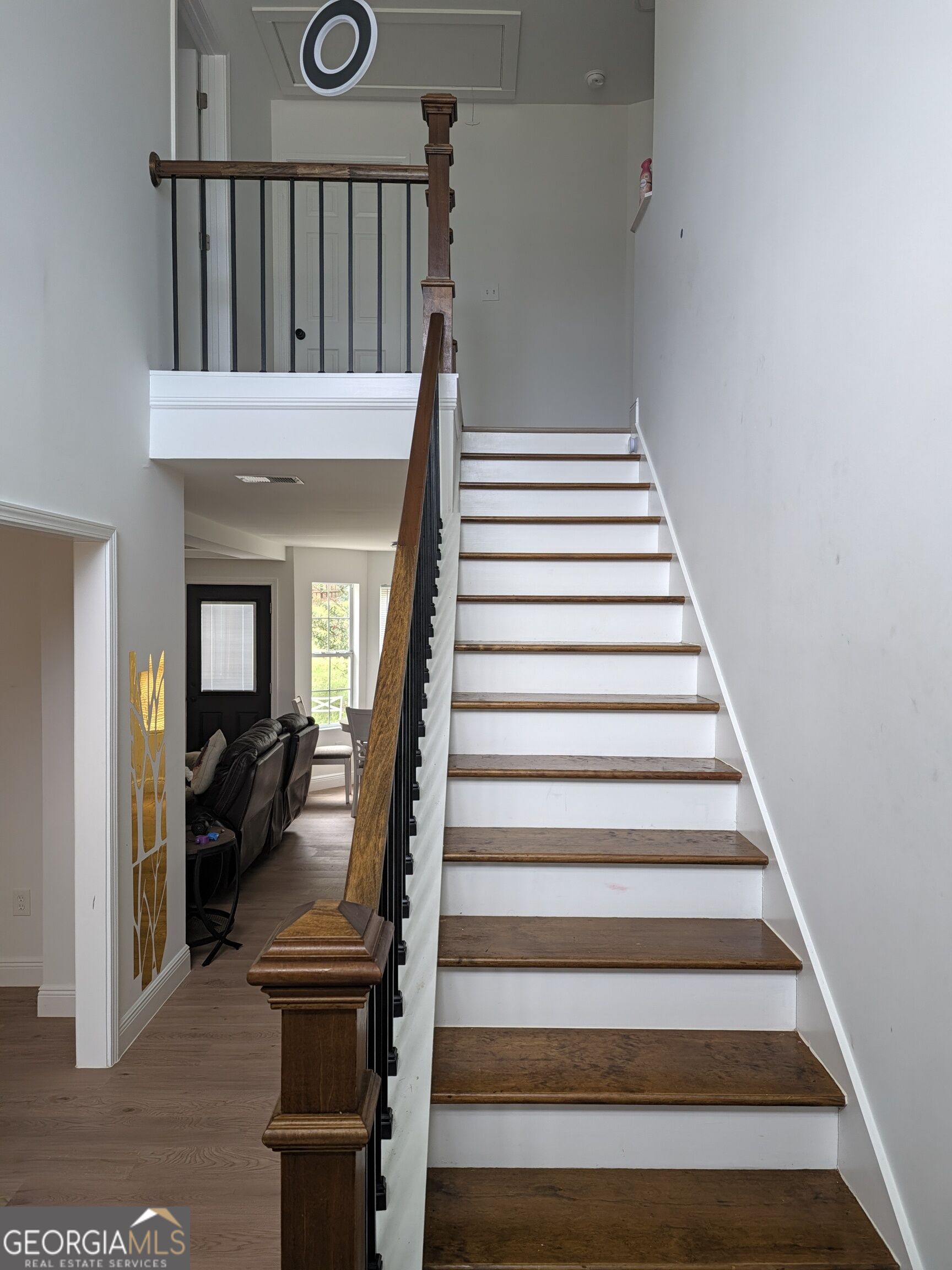 681 Burtons Cove Property Photo 3