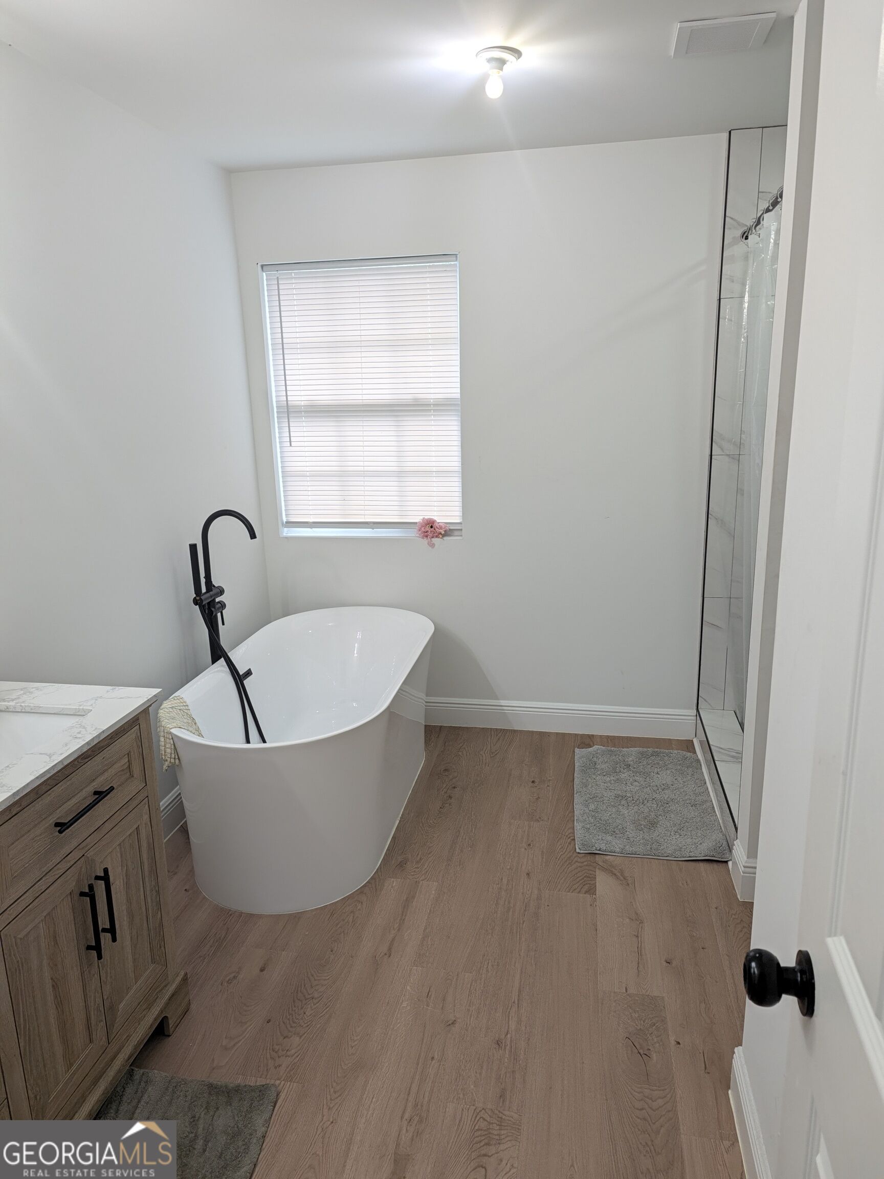 681 Burtons Cove Property Photo 9