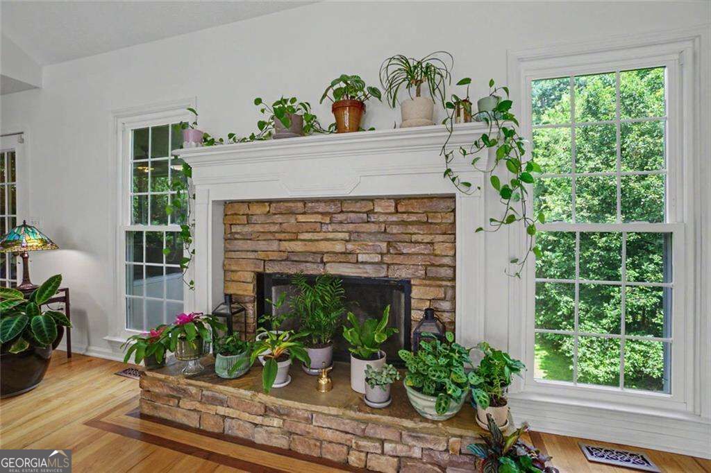 5196 Proctor Landing Road Nw Property Photo 8