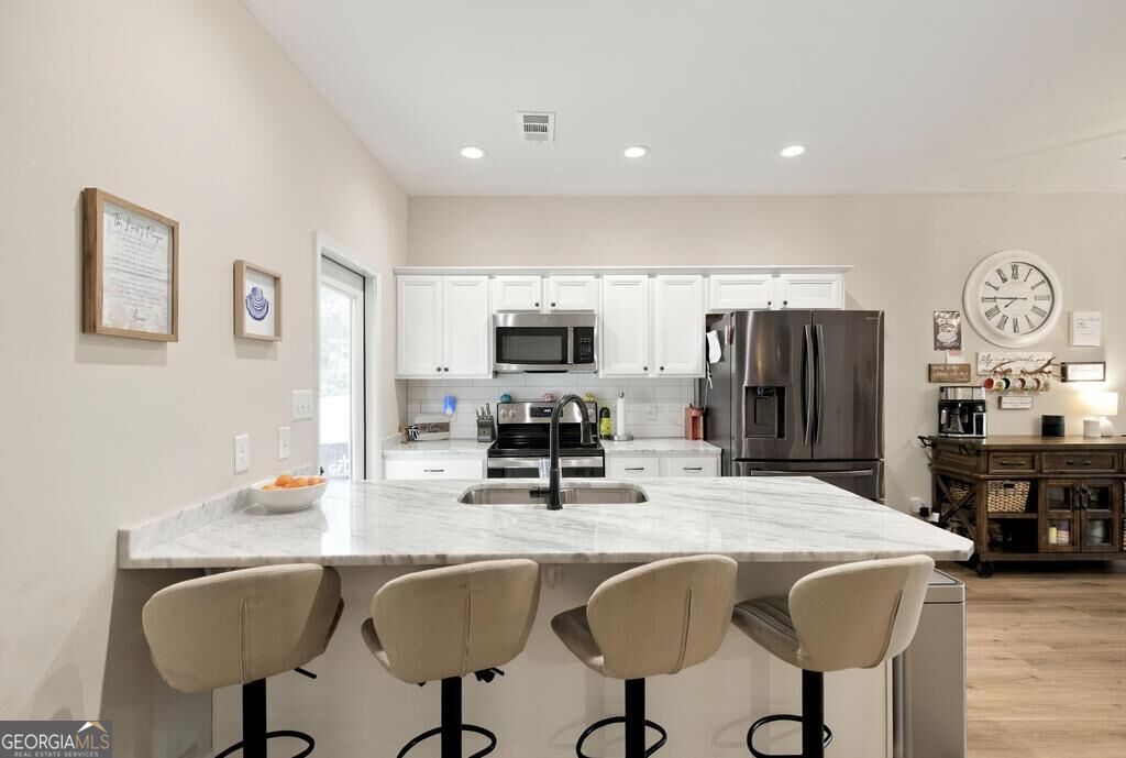141 Red Tail Circle Property Photo 8