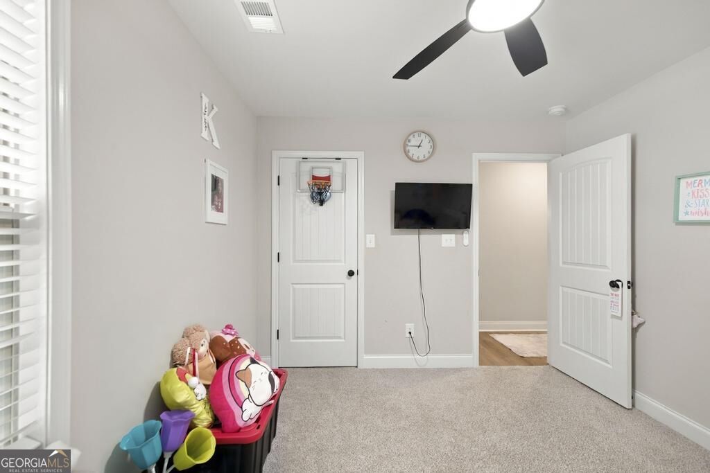 141 Red Tail Circle Property Photo 14
