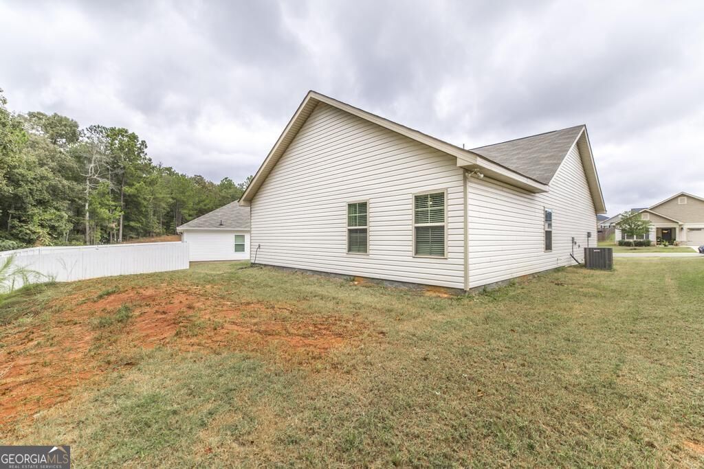 141 Red Tail Circle Property Photo 23