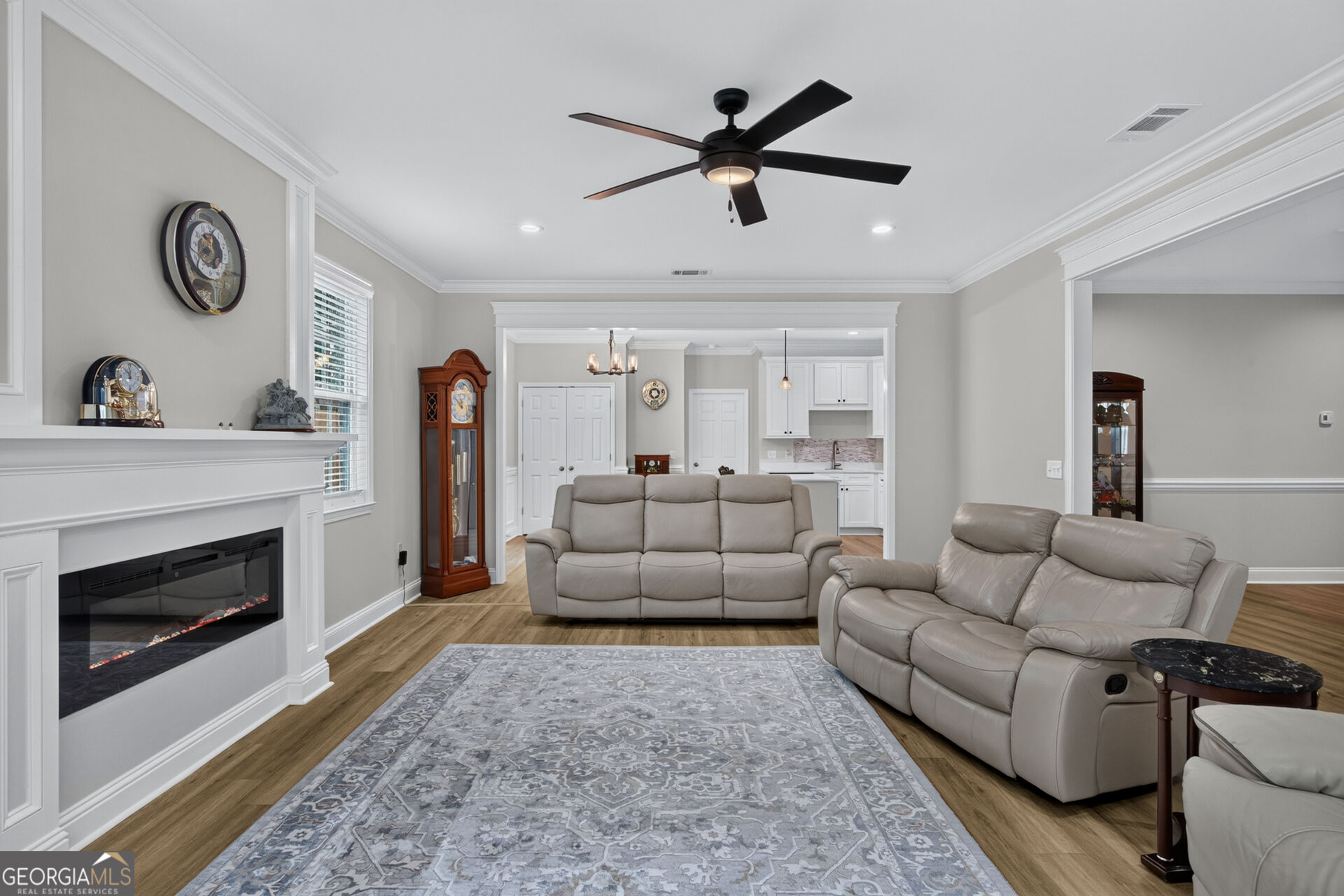 125 Houston Street Property Photo 5