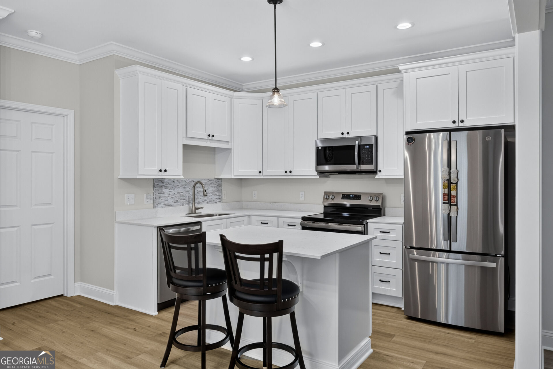 125 Houston Street Property Photo 6