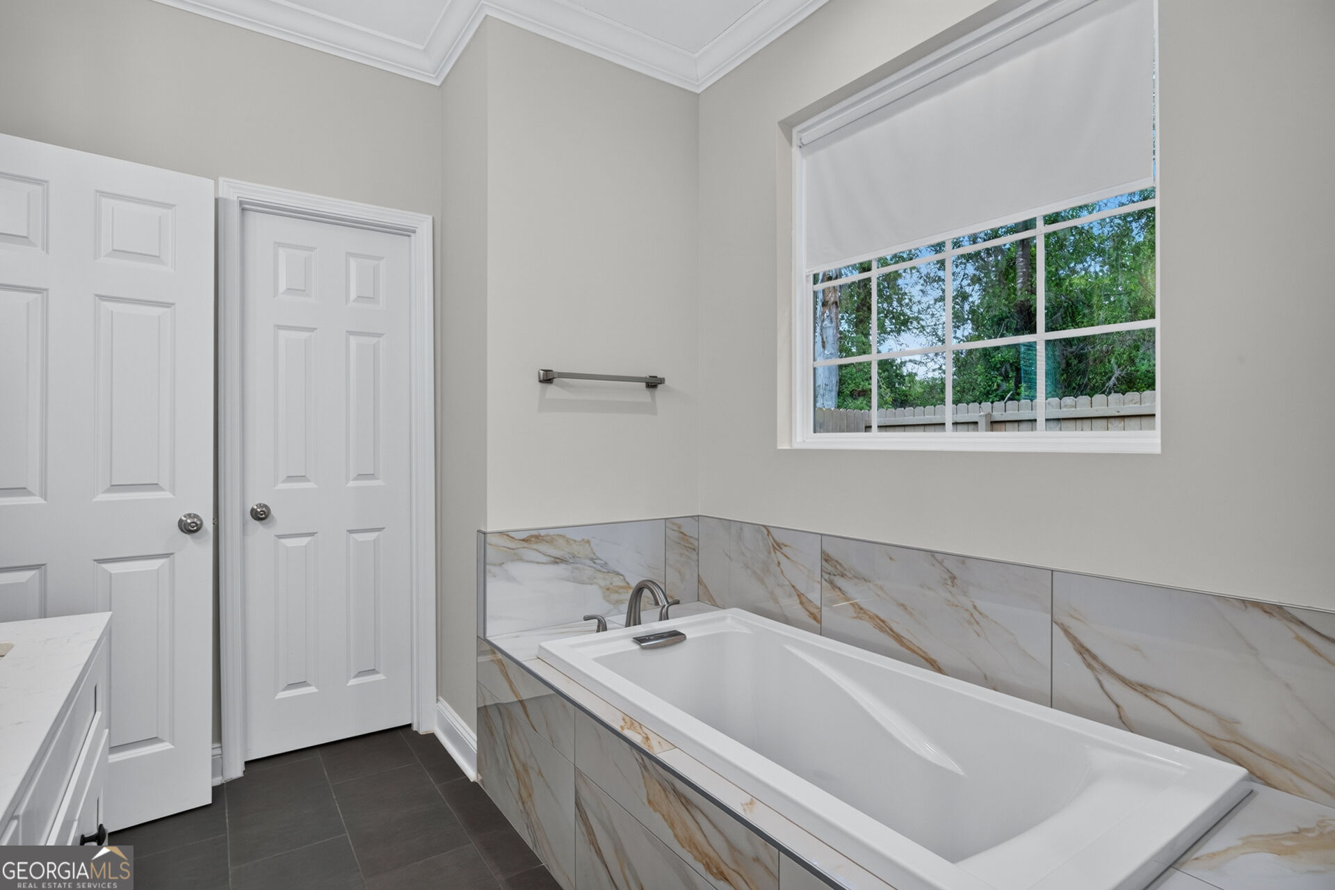 125 Houston Street Property Photo 14