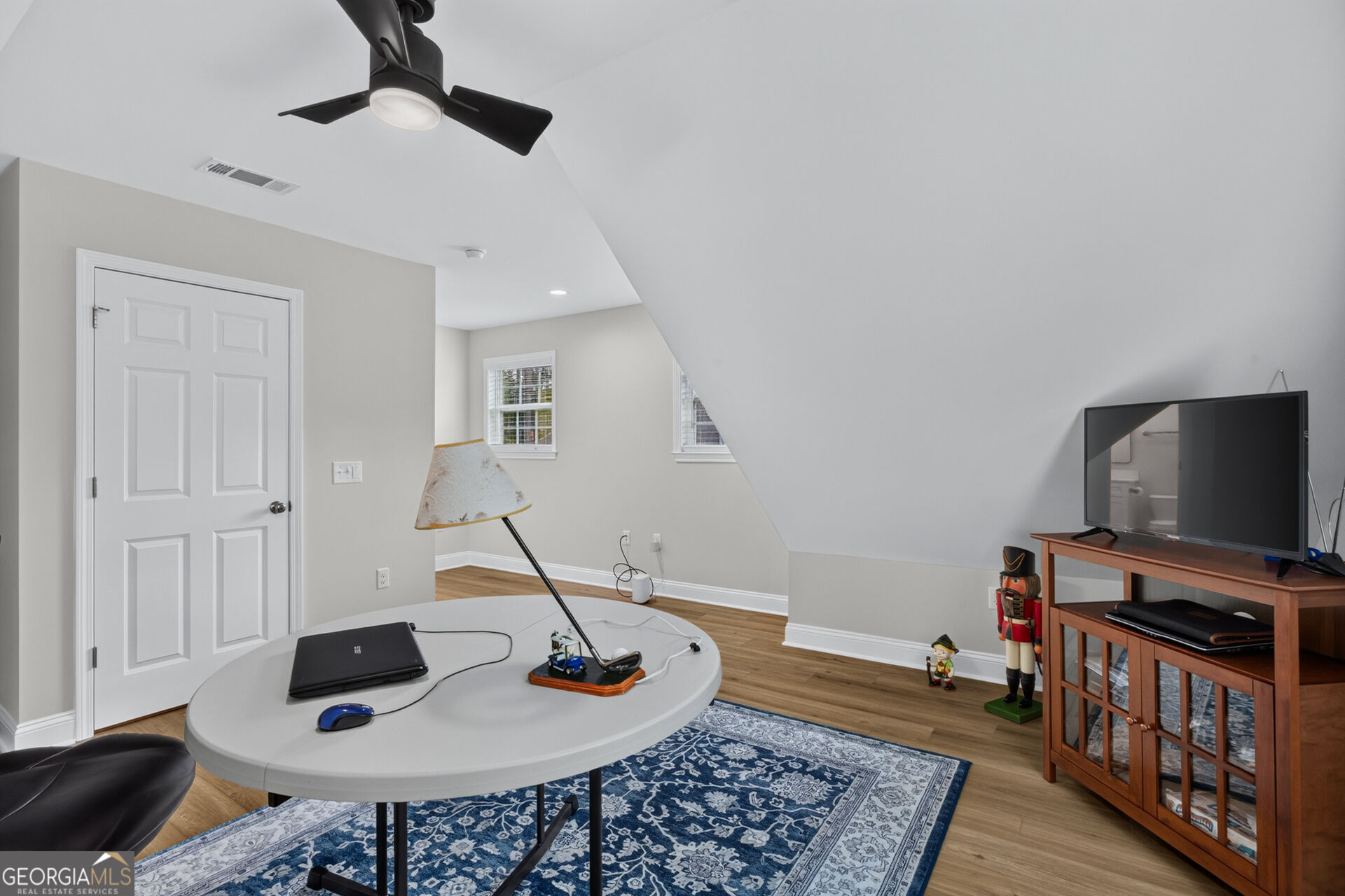 125 Houston Street Property Photo 33