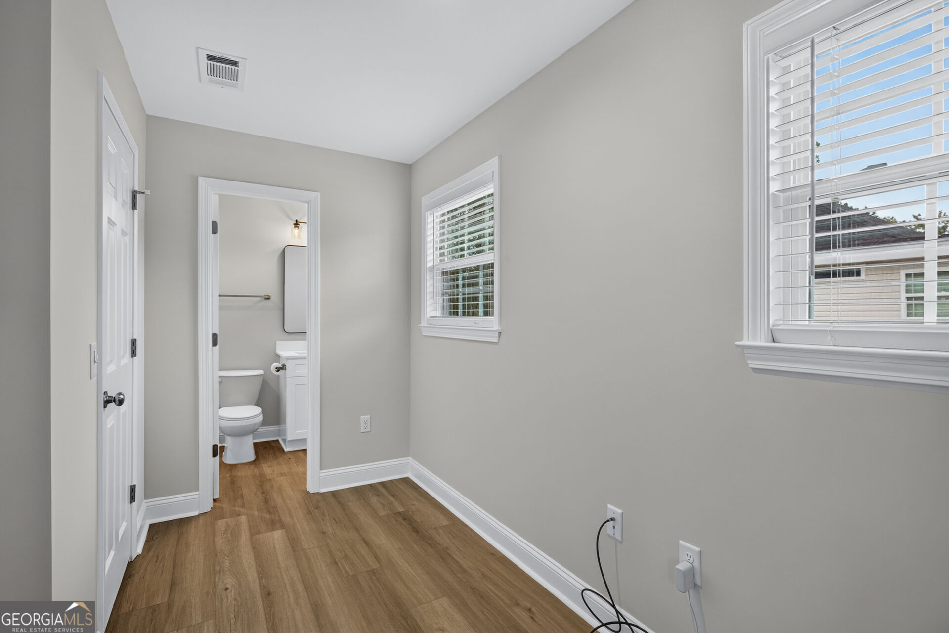 125 Houston Street Property Photo 34
