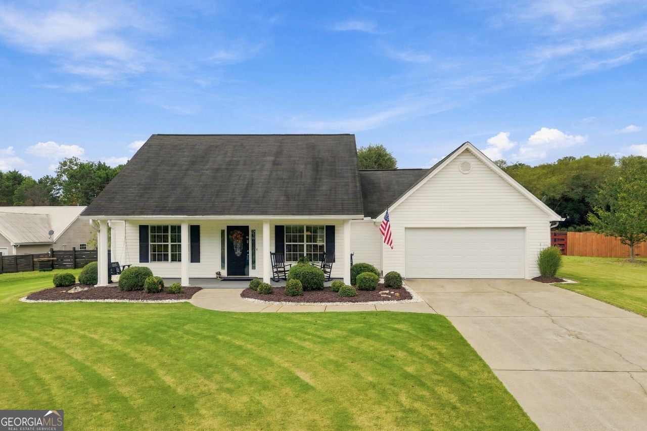 8225 Wimbledon Court Property Photo 1