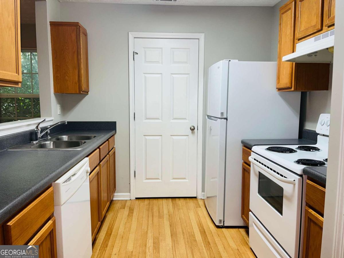 105 Granite Street # A Property Photo 6