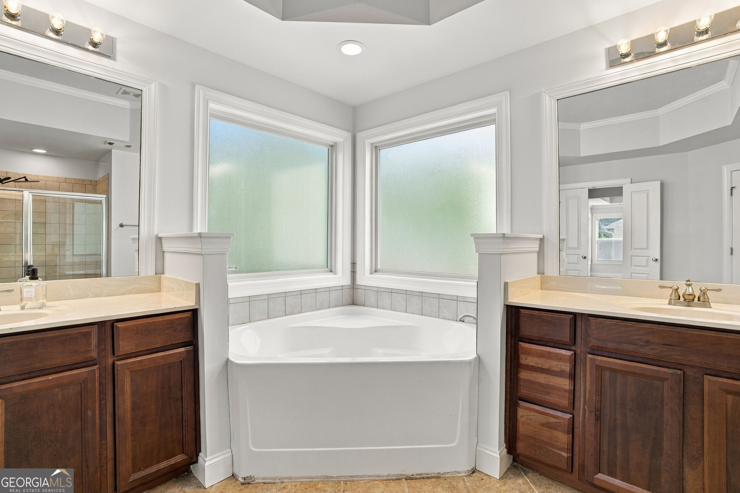 5765 White Creek Run Property Photo 20