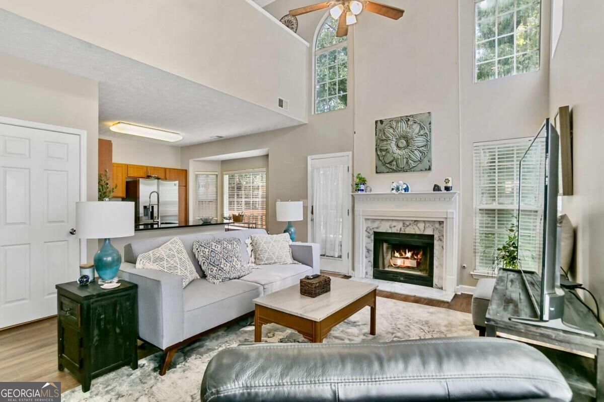 2505 Thorngate Drive Property Photo 8