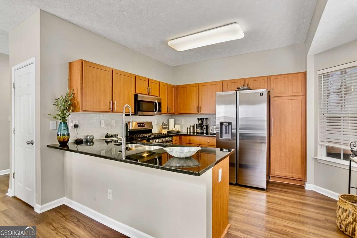 2505 Thorngate Drive Property Photo 12