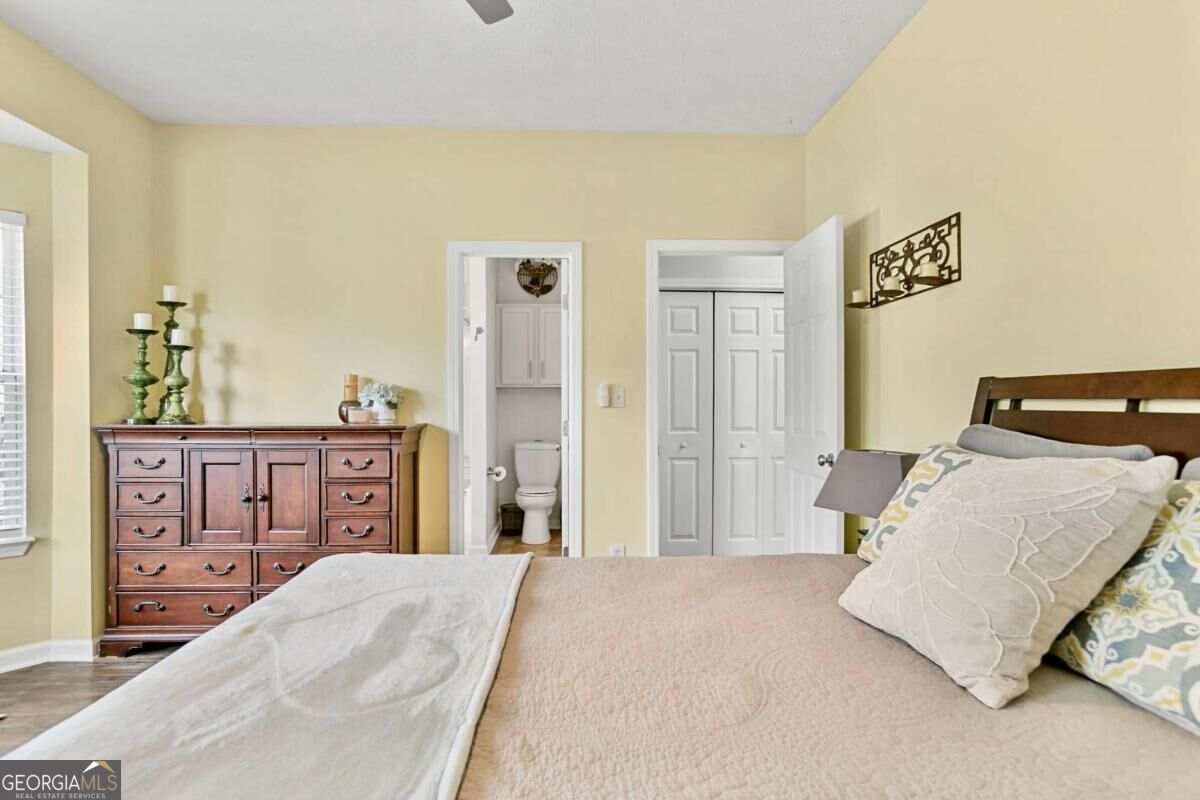 2505 Thorngate Drive Property Photo 17