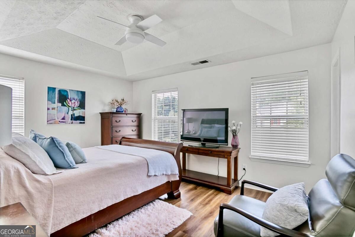 2505 Thorngate Drive Property Photo 19