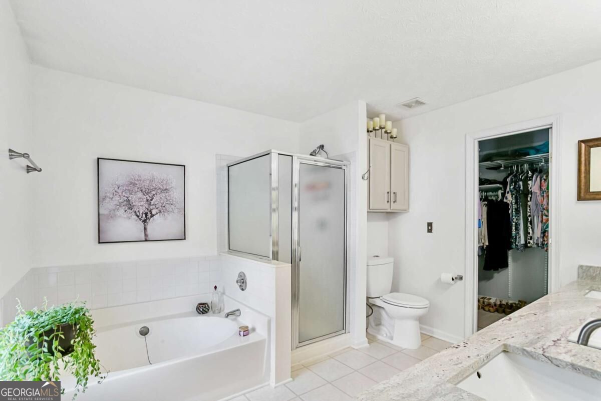 2505 Thorngate Drive Property Photo 22