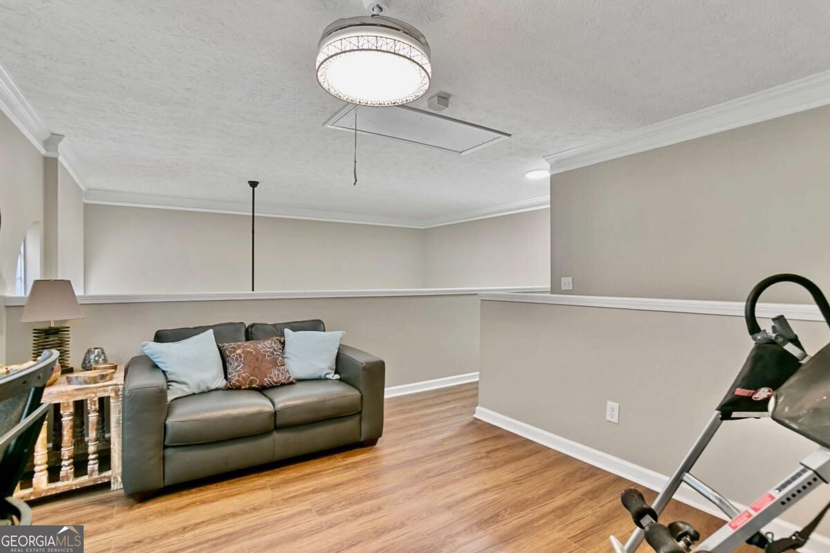 2505 Thorngate Drive Property Photo 23