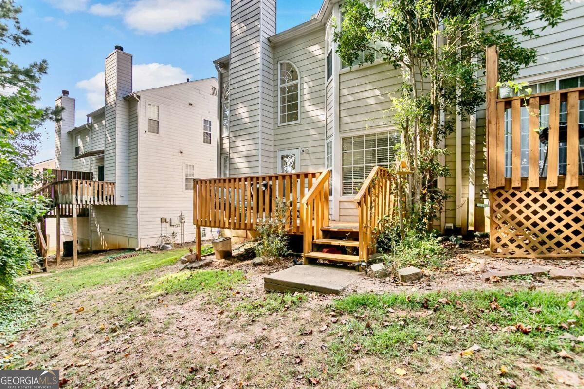 2505 Thorngate Drive Property Photo 29