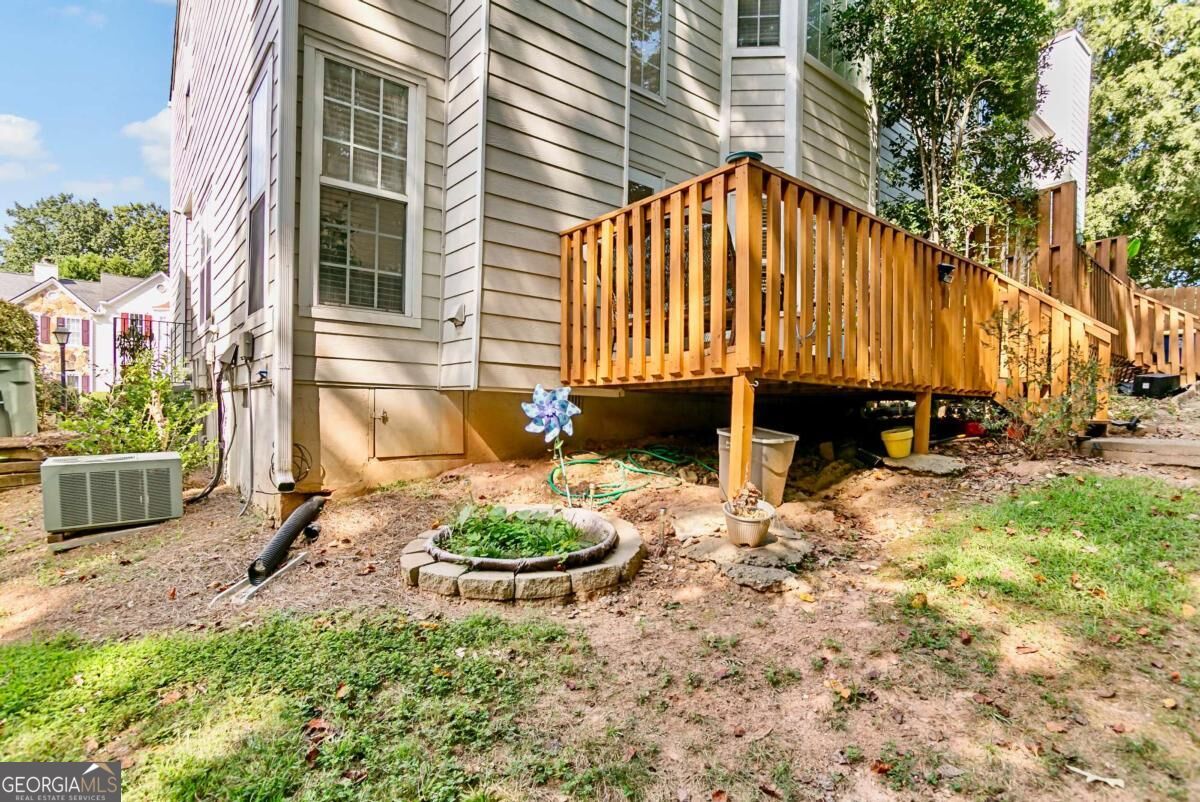 2505 Thorngate Drive Property Photo 30