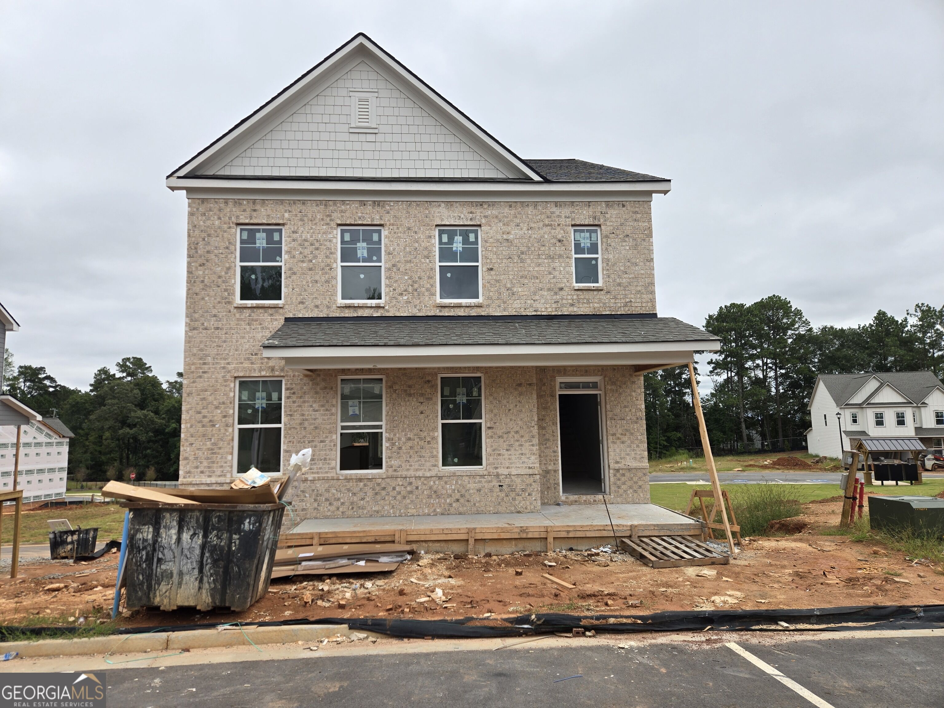 983 Homepark Circle Property Photo 2