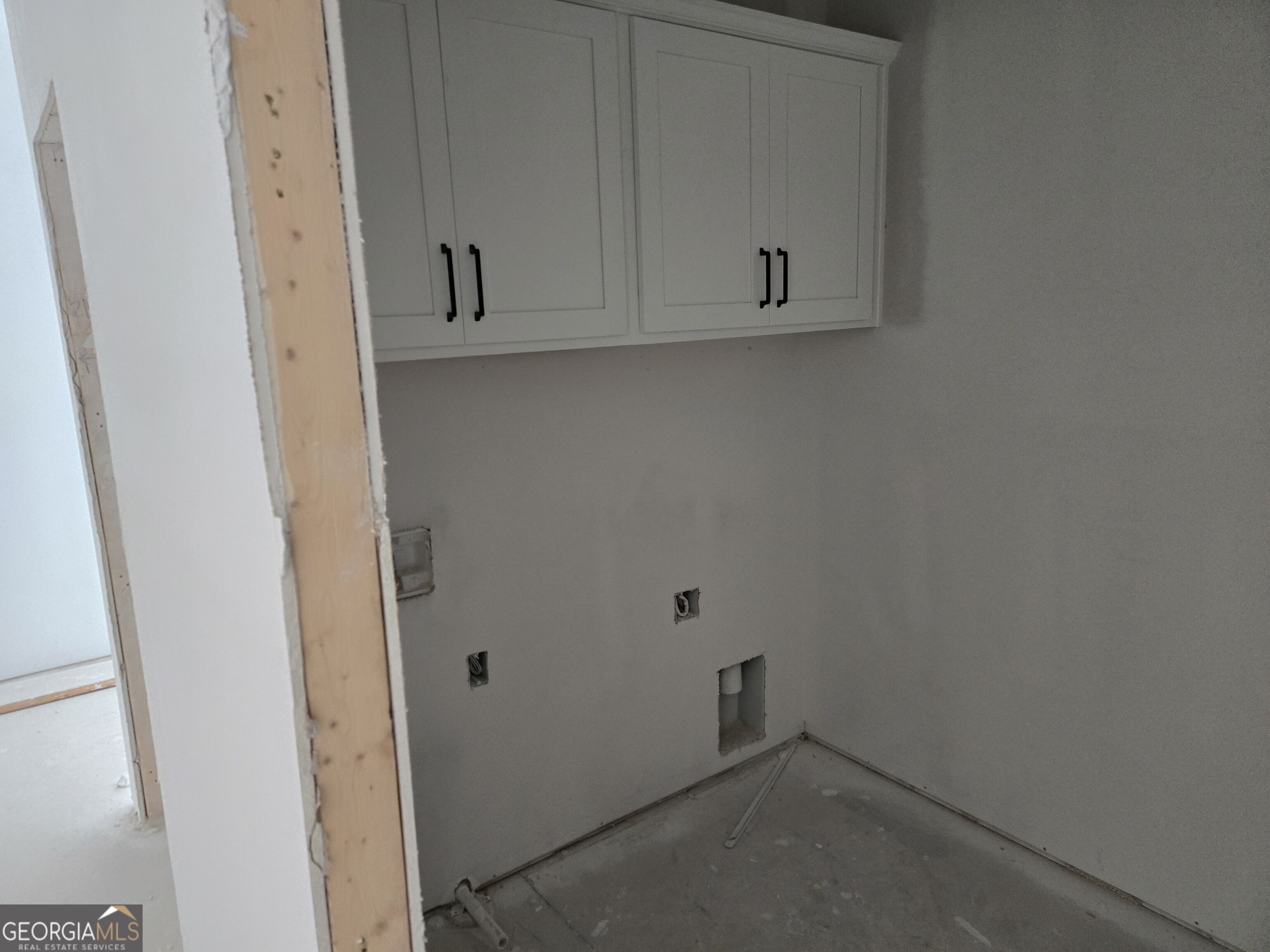 983 Homepark Circle Property Photo 9