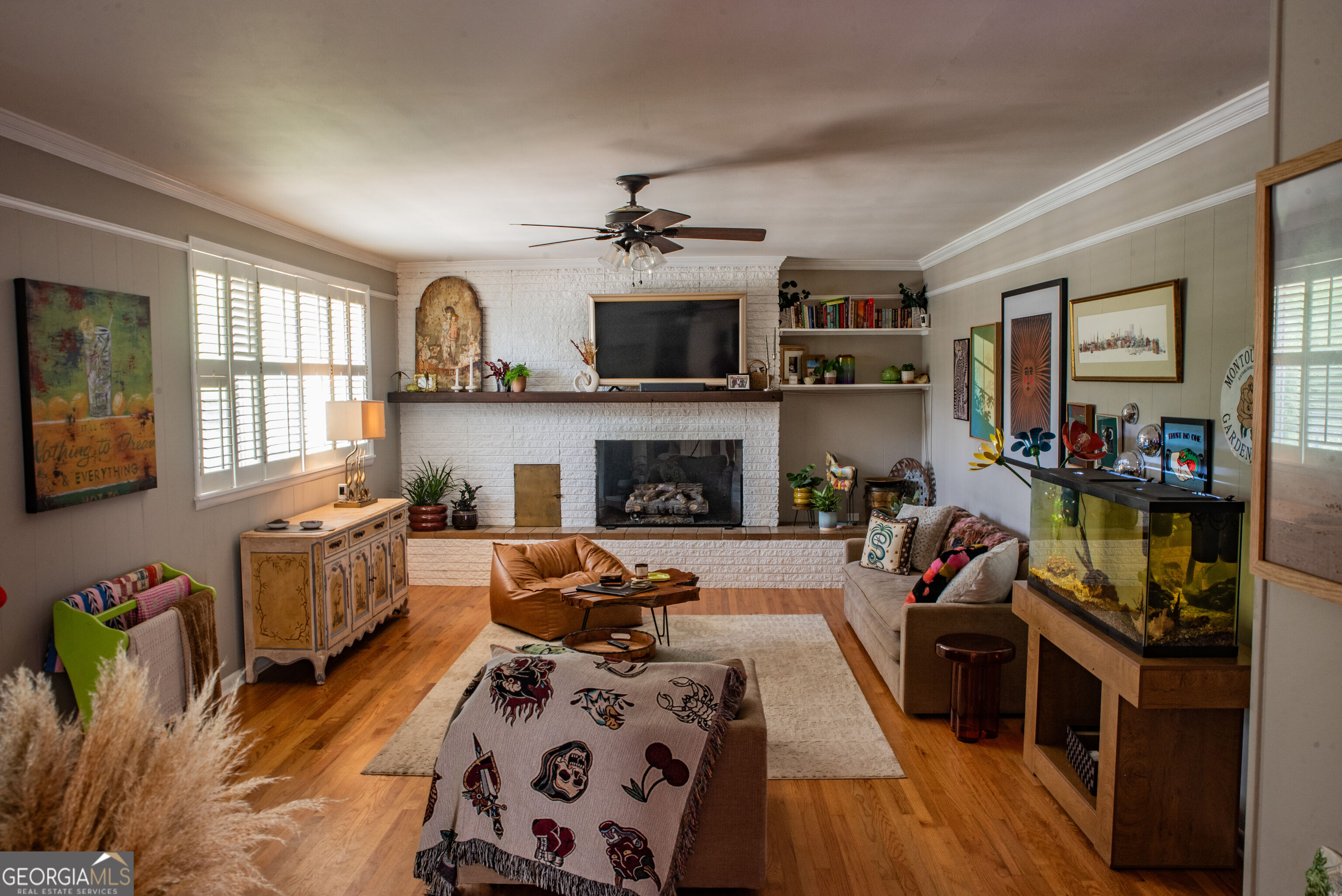 460 S College Street Property Photo 6